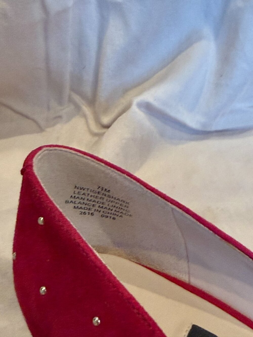 Nine West Bright Pink-Fuschia Gold-Studded Stiletto Pumps - 7.5 - Picture 6 of 6
